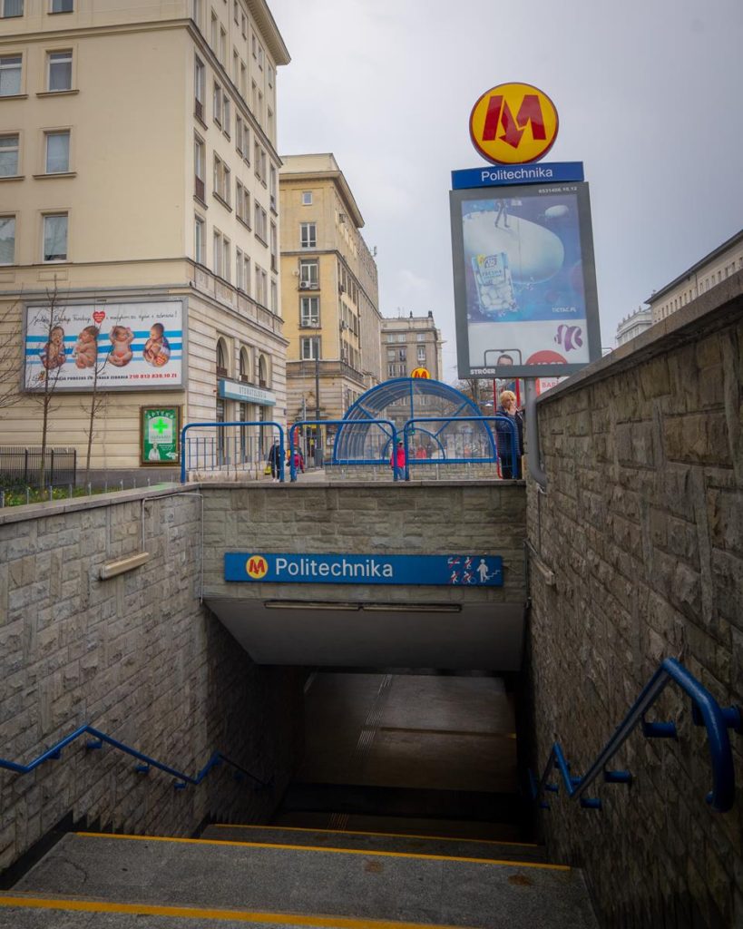 Warsaw metro